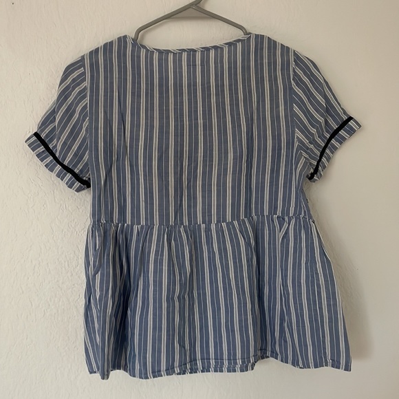 Xhilaration Light Blue + White Striped Embroidered Babydoll Tunic Top Button XS - Picture 3 of 5